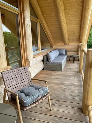 Ein Sitzbereich in der Unterkunft Waldstein Chalet