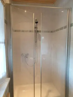 Ein Badezimmer in der Unterkunft Ferienwohnung und Sommerhaus unter der Burg