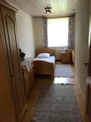 Ein Bett oder Betten in einem Zimmer der Unterkunft Haeberlhaus