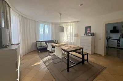 Küche/Küchenzeile in der Unterkunft Paterre Wohnung in der Rosa Villa