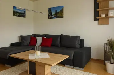 Ein Sitzbereich in der Unterkunft Buchen Blick - Ruhige moderne Ferienwohnung 82qm.