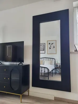 TV/Unterhaltungsangebot in der Unterkunft Beautiful Cozy apartments close to lakes and nature parks