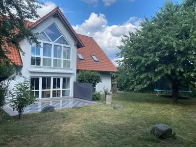 Ein Garten an der Unterkunft Ferienwohnung Villa Hygge