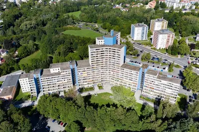 Das Gebäude in dem sich die Ferienwohnung befindet