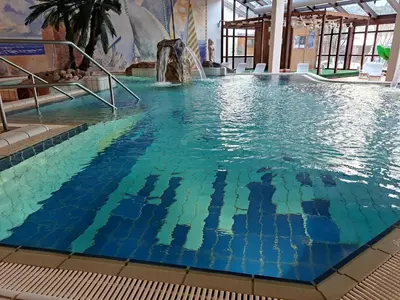 Der Swimmingpool an oder in der Nähe von Ferienwohnung Ebert
