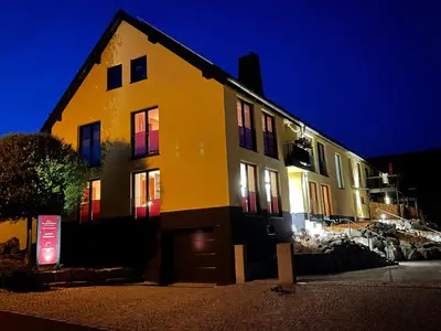 Das Gebäude in dem sich die Ferienwohnung befindet