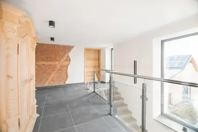 Grundriss der Unterkunft Ferienwohnung im Chaletstil Schlossblick 51 qm Wellness Fitness Sauna Bergrödelhof