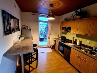 Küche/Küchenzeile in der Unterkunft Alpine Getaway with Fireplace