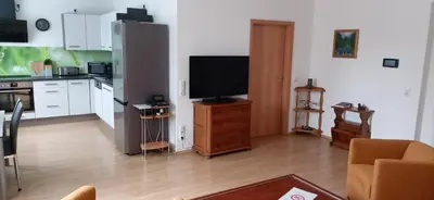 Küche/Küchenzeile in der Unterkunft Apartment E2 - Gut ausgestattete 3-Zimmerwohnung 64 qm, für 1-3 Personen 1 DZ 1EZ