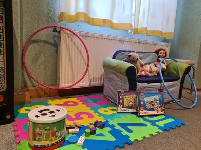 Kinder, die in der Unterkunft Pizzeria Pension Damiano übernachten