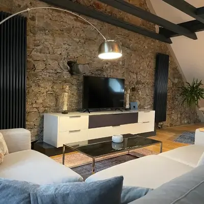 VOH SUPER EXKLUSIVES LOFT
