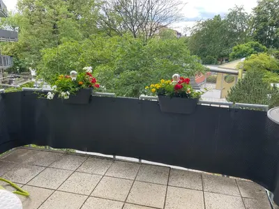 Ein Balkon oder eine Terrasse in der Unterkunft Möblierte Wohnung für Geschäftsreisen/Ferienwohnung Plauen Stadtmitte