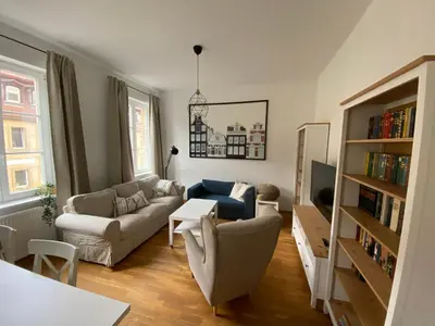 Ein Sitzbereich in der Unterkunft Wohnung in Bayreuths schönster Straße