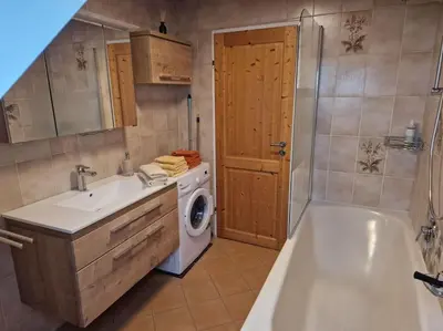Ein Badezimmer in der Unterkunft Ferienwohnung am Steinwald