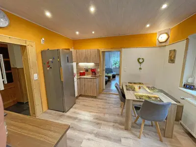 Küche/Küchenzeile in der Unterkunft Neu Ferienwohnung Kriesten