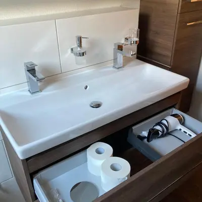 Ein Badezimmer in der Unterkunft Körners Ferienwohnung am Fuße des Voithenbergs