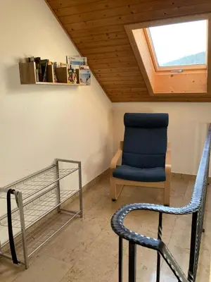 Ein Sitzbereich in der Unterkunft Körners Ferienwohnung am Fuße des Voithenbergs