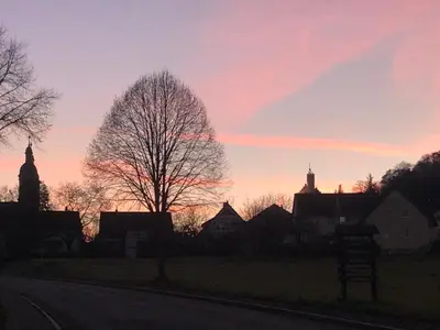Blick auf den Sonnenuntergang/Sonnenaufgang von der Ferienwohnung aus oder aus der Nähe