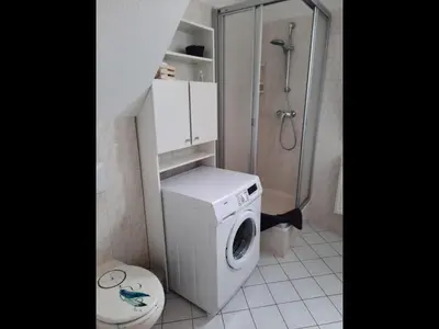 Ein Badezimmer in der Unterkunft NEU! Geschmackvolle FeWo Lengenfeld