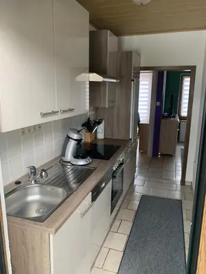 Küche/Küchenzeile in der Unterkunft Sigis Fewo - Monteurwohnung