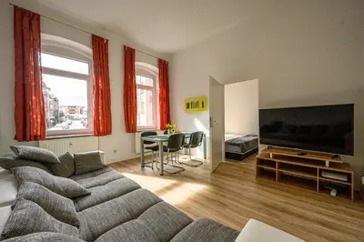 TV/Unterhaltungsangebot in der Unterkunft Kleine, ruhig gelegene Ferienwohnung in Plauen