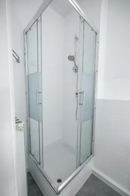 Ein Badezimmer in der Unterkunft Kleine, ruhig gelegene Ferienwohnung in Plauen