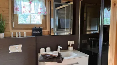 Ein Badezimmer in der Unterkunft Häuslein Waldesruh